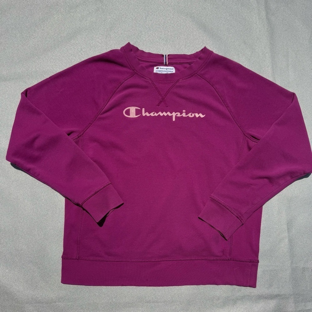 Vintage Champion Women's Purple Crew Neck Long Sleeve Casual Sweatshirt M